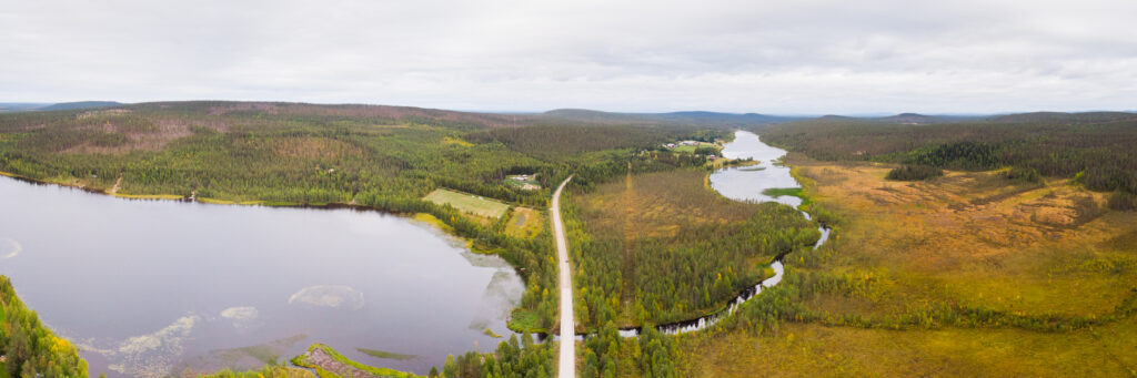 Ylinen ja Alainen Taapajärvi kuvattuna taivaalta käsin.